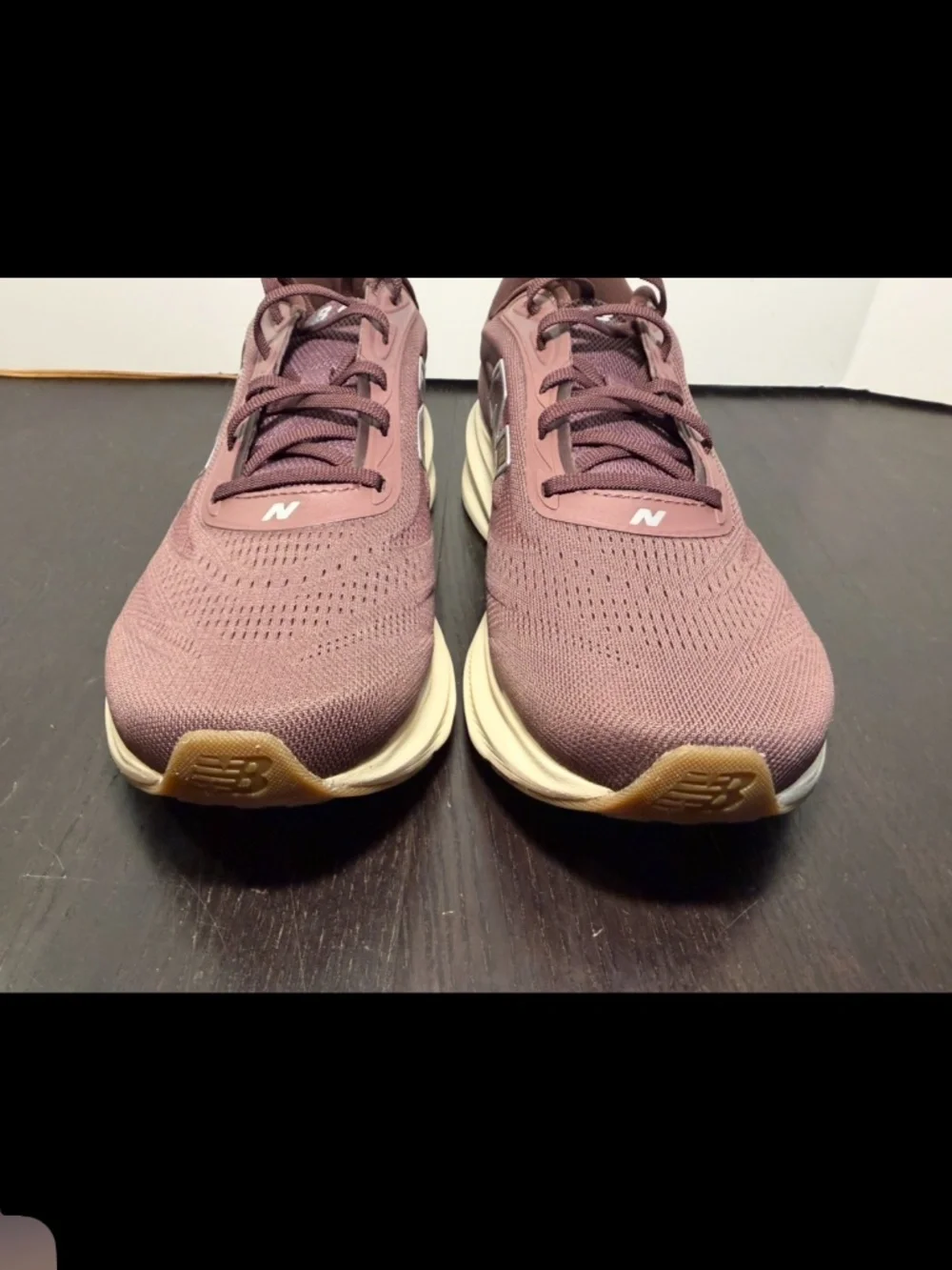 New Balance Fresh Foam 680v9 Running Shoes Burgundy/Purple/Beige Mens 9D/Wm 10.5